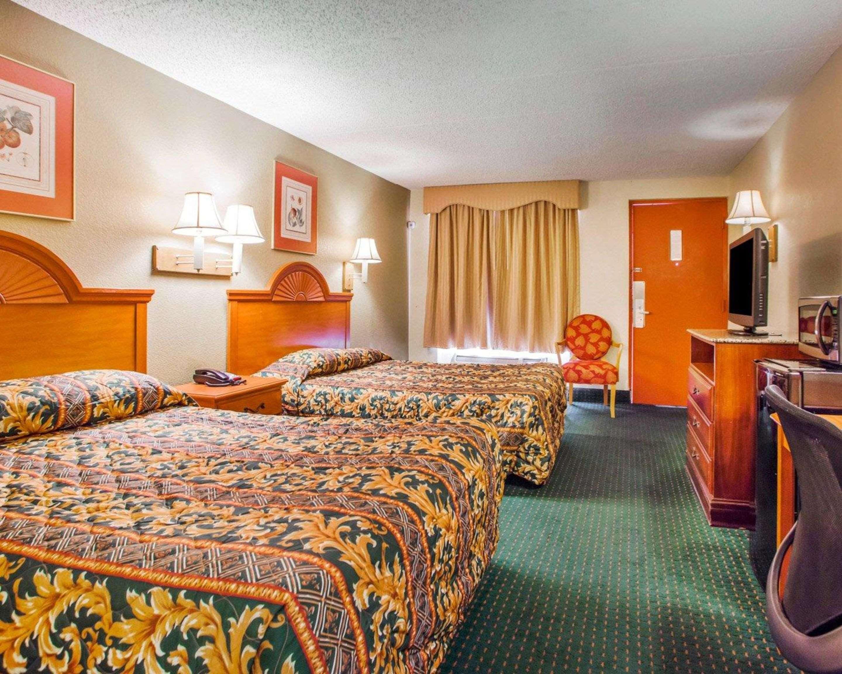 Rodeway Inn Mount Laurel Hwy 73 Eksteriør billede