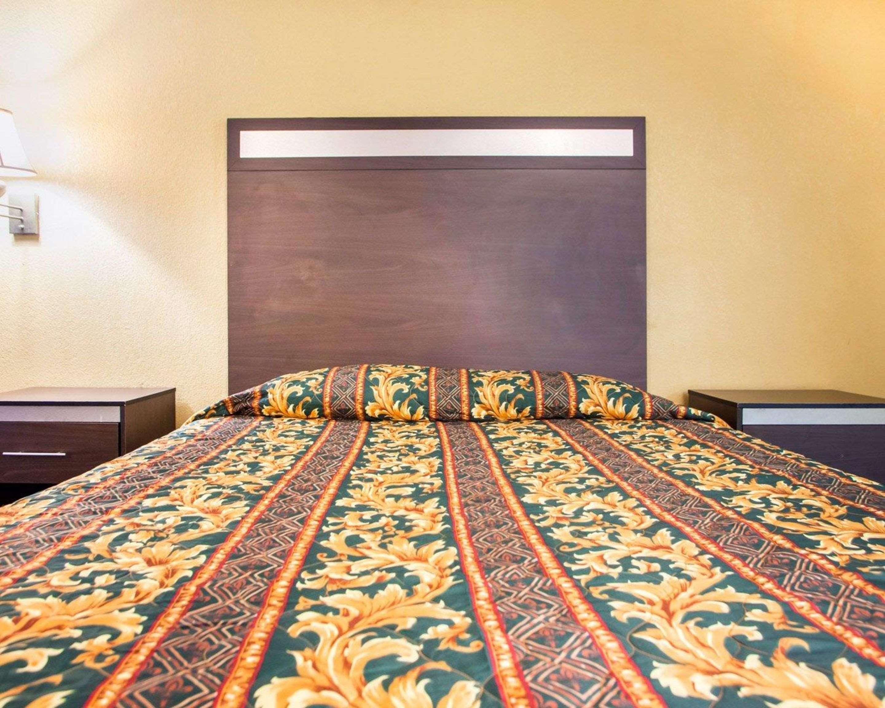 Rodeway Inn Mount Laurel Hwy 73 Eksteriør billede