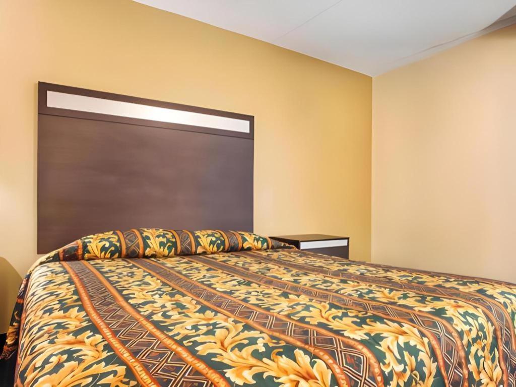 Rodeway Inn Mount Laurel Hwy 73 Eksteriør billede