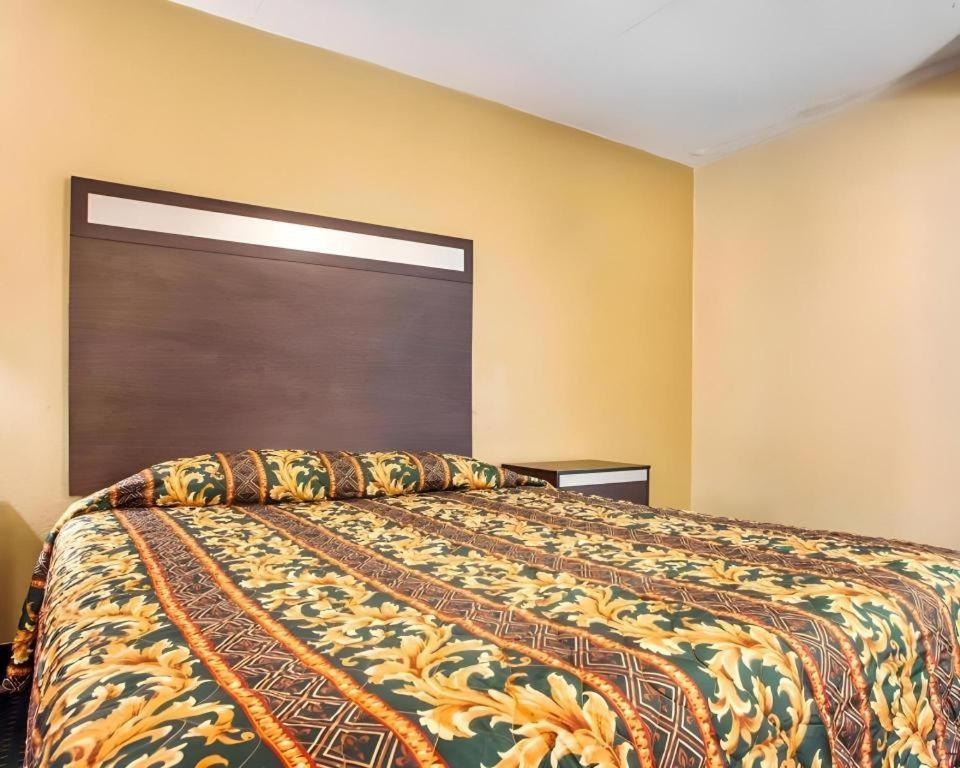 Rodeway Inn Mount Laurel Hwy 73 Eksteriør billede