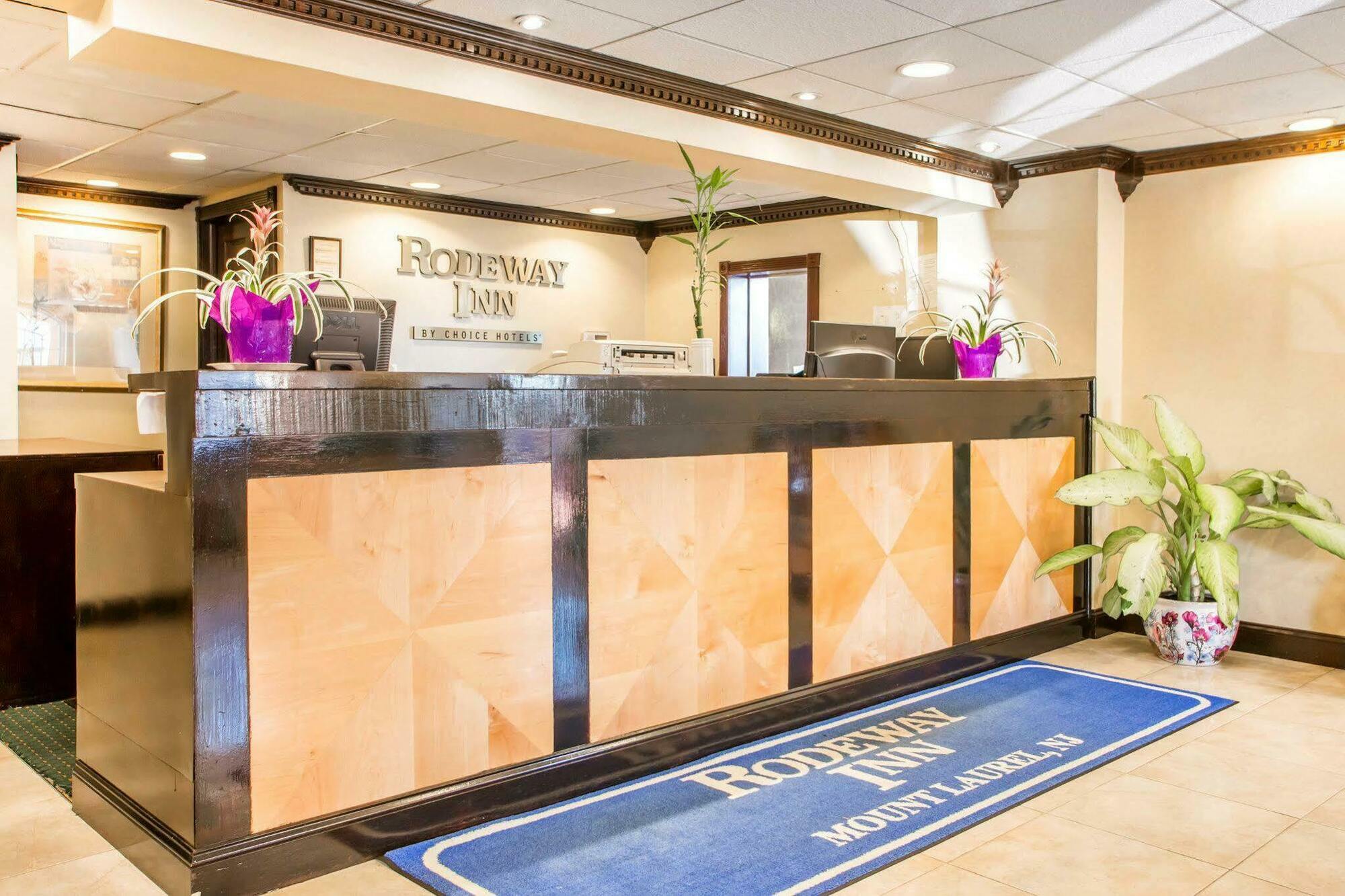 Rodeway Inn Mount Laurel Hwy 73 Eksteriør billede