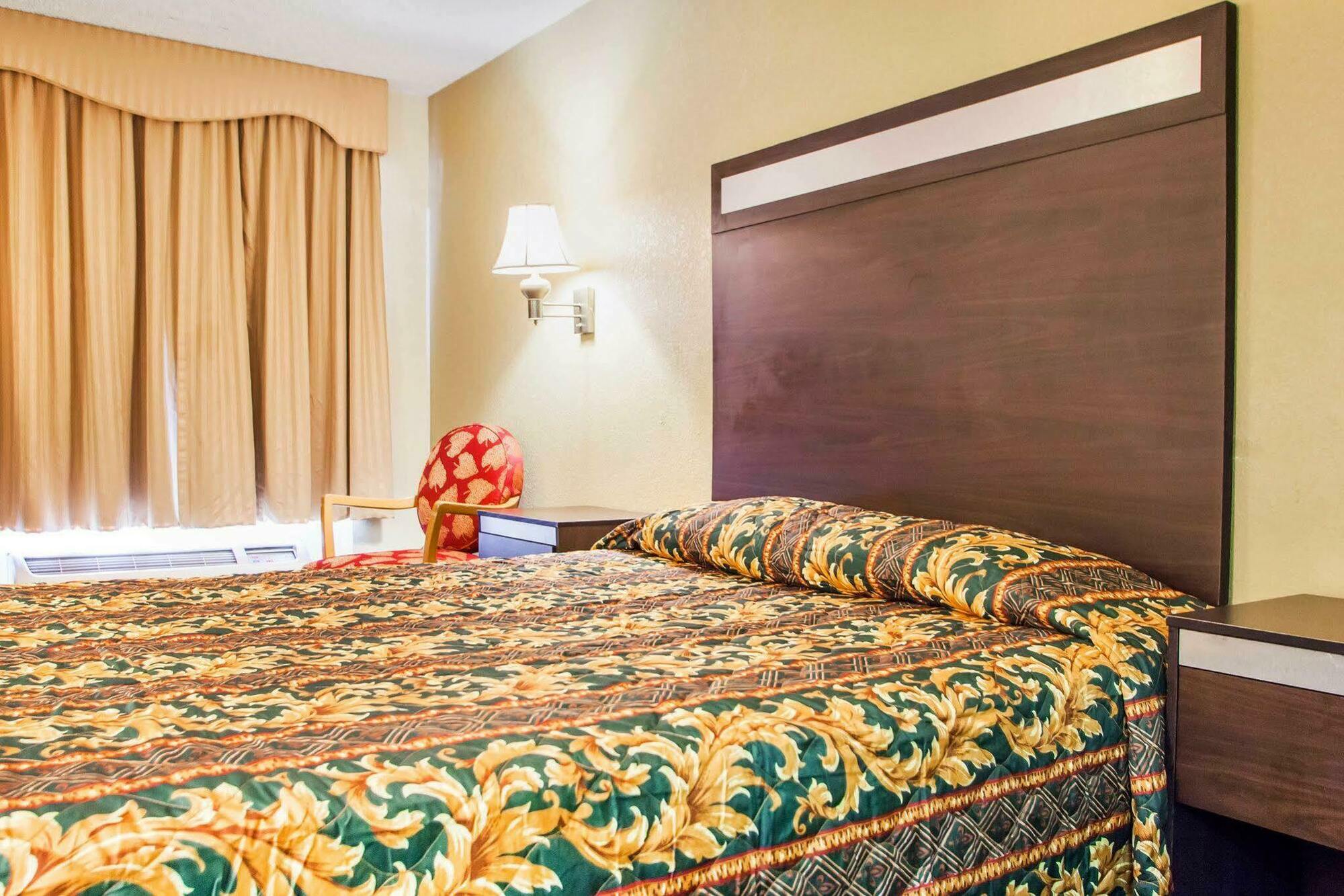Rodeway Inn Mount Laurel Hwy 73 Eksteriør billede